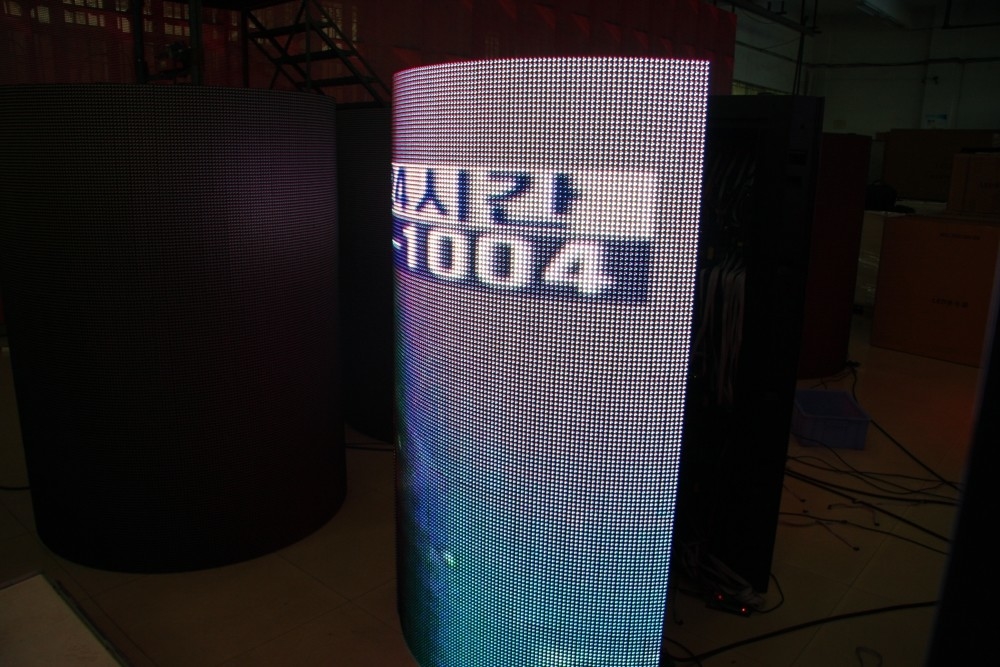 Frecuencia de actualización interior impermeable RGB del tablero 6000 CD/㎡ 1920Hz de la pantalla LED